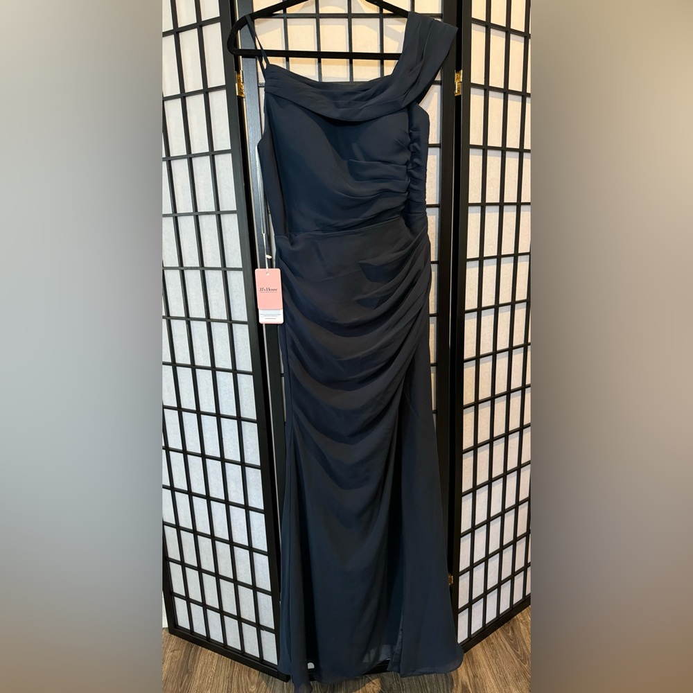 NWT Mermaid/trumpet gown in dark navy